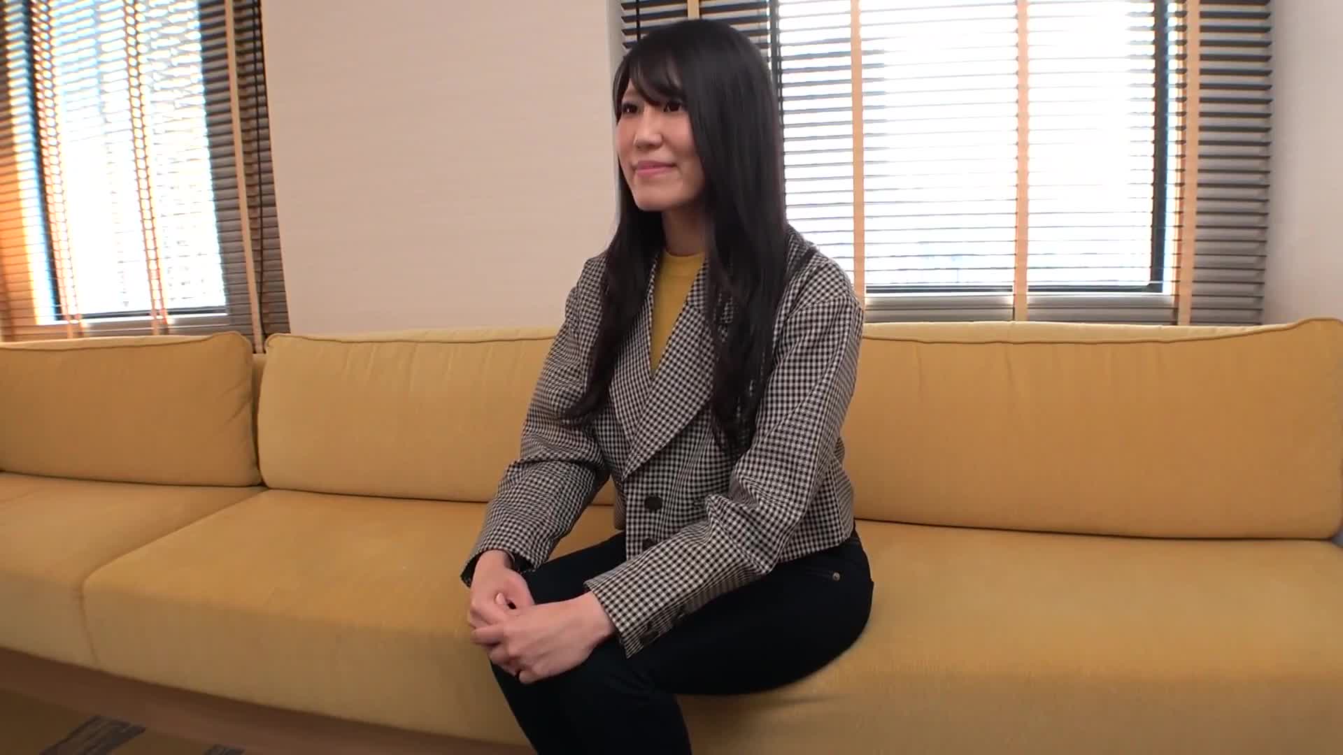 SIRO-4728 【第一枪】【高个子】【电击直接责备】丁字裤大屁股内衣店店员亮了。用我最喜欢的十来香从后面砸碎它，它在摇动丰满的屁股的同时结束