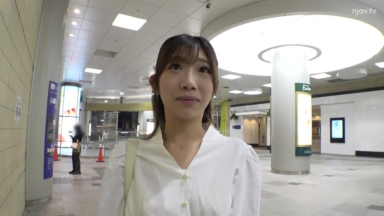 SIRO-5236 最低148cm的美少女登场！她说她已经有一段时间没有做爱了，她的身体在颤抖，用全身表达著愉悦！美少女带著小动物潜入AV世界