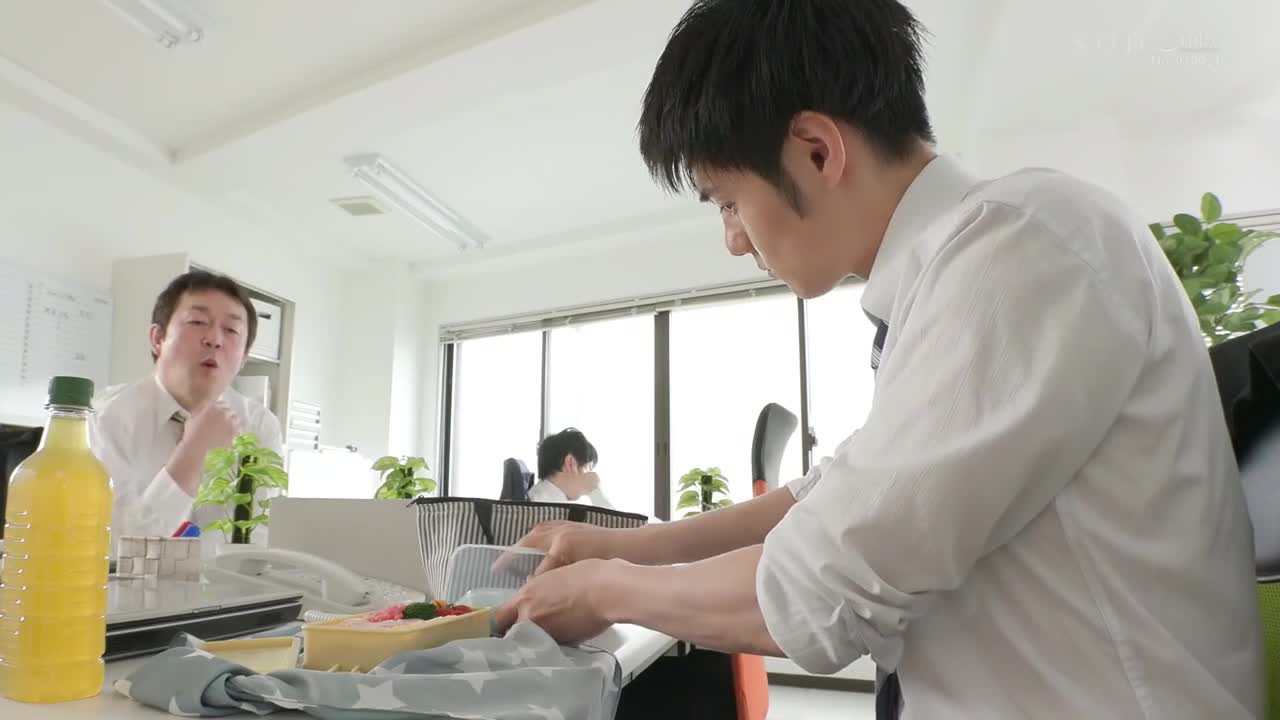 STARS-694 “如果只是口交，不管射多少次，都不会出轨吧？” - 纱仓真菜