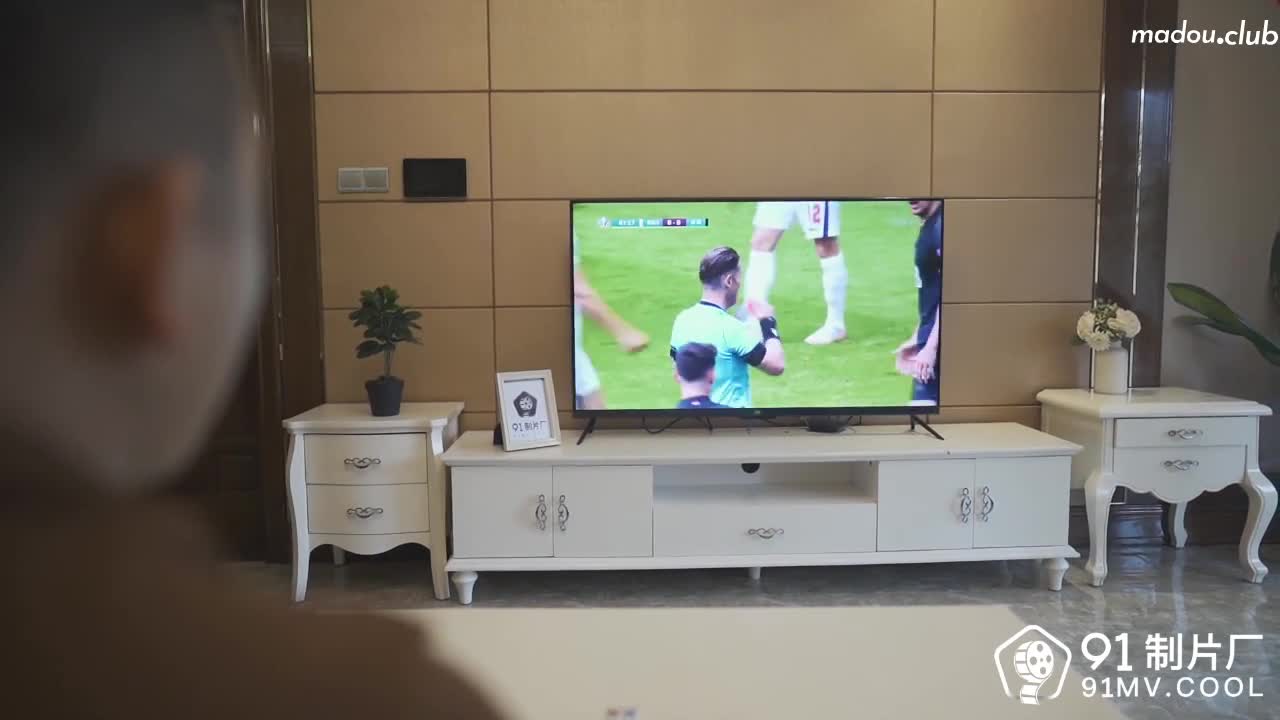 继父与我  前妻女儿突然找上门 兽父不顾伦理彻夜玩弄