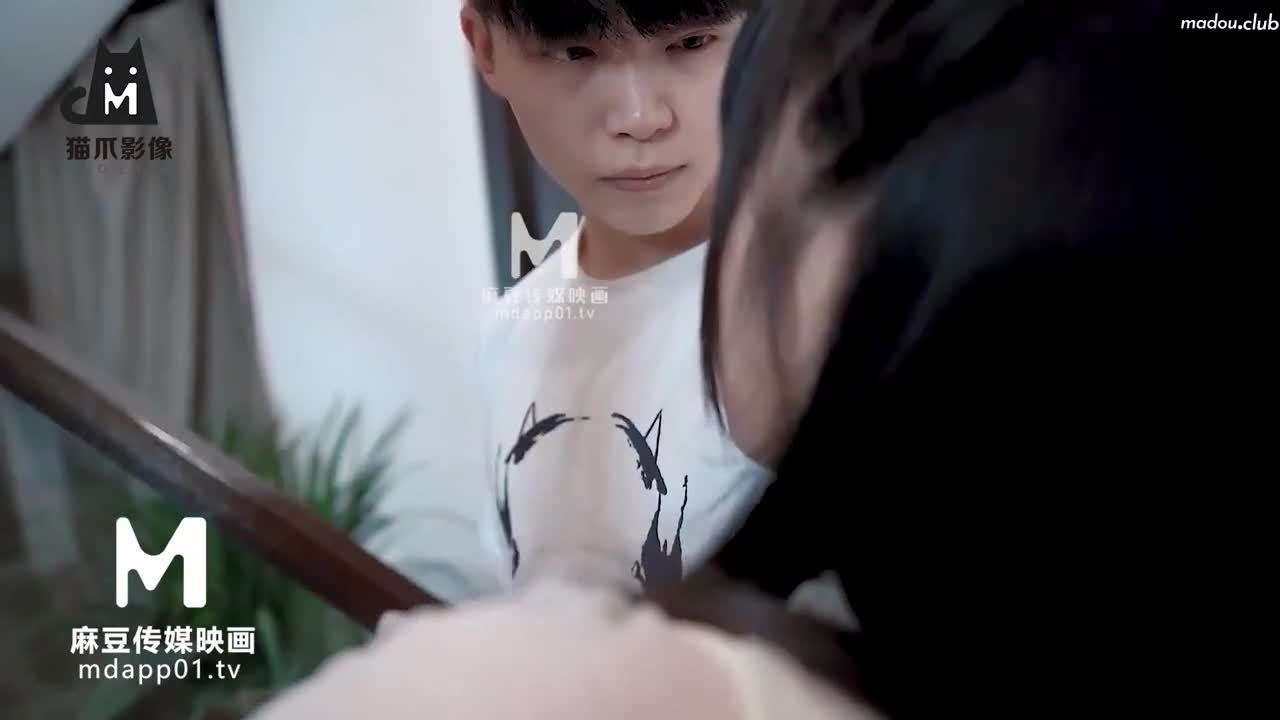 邻家清纯少女 淫乱本性激情性爱
