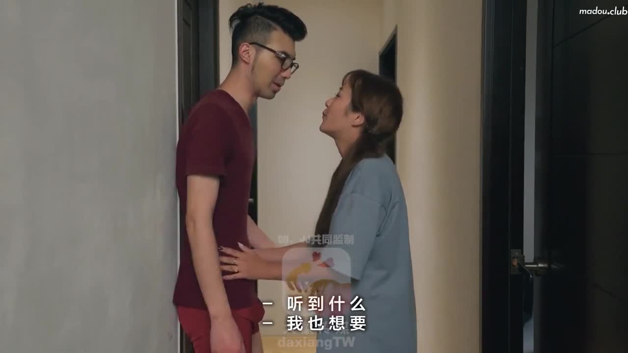 CUS-2159 大象传媒 偷窥现场意外变成姐妹丼
