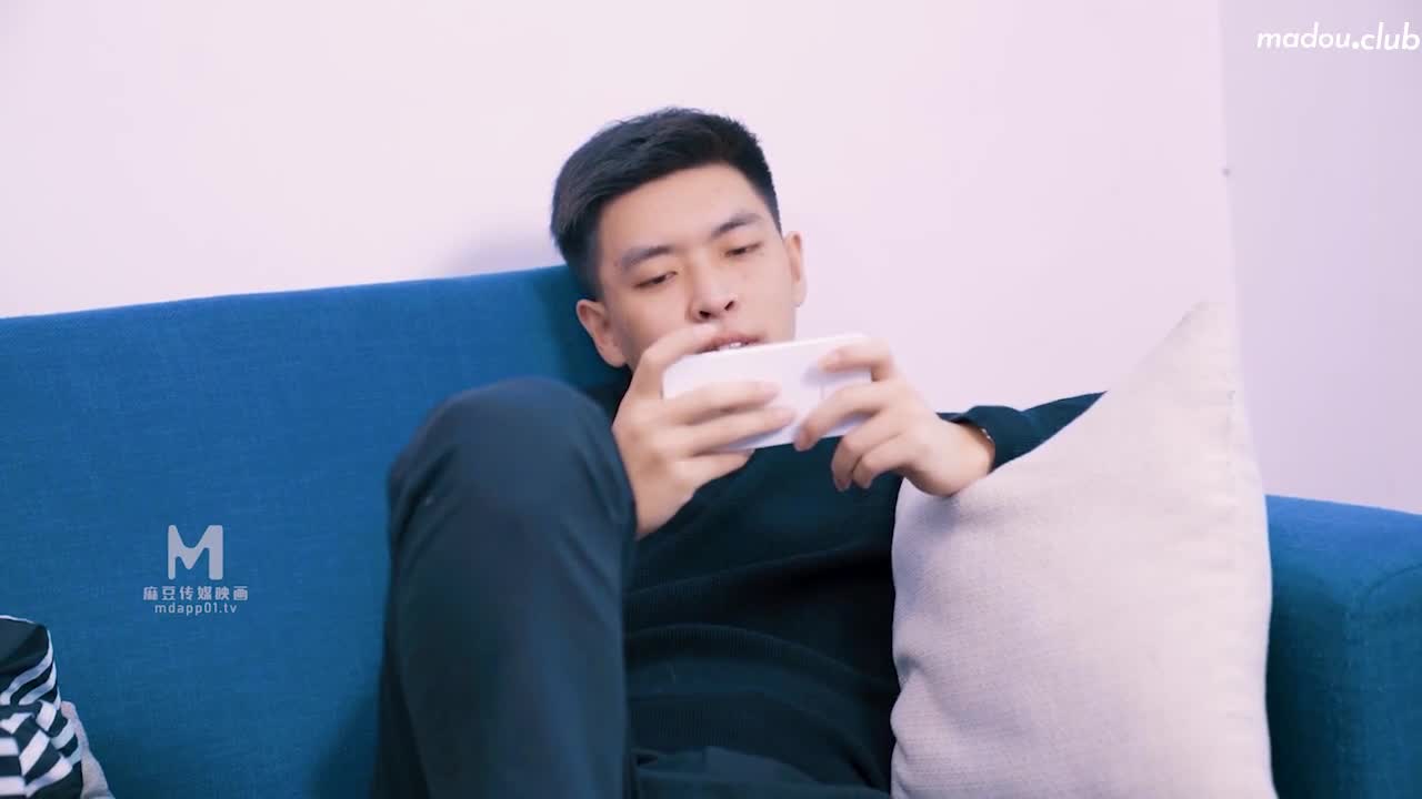 兄弟的清纯女友  被我迷晕后干到高潮