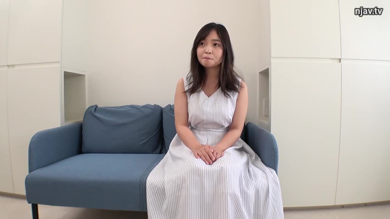 SIRO-5240 介绍一位刚从农村搬到东京，还保留著纯朴感觉的新面孔职业学生！尽管我很紧张，但一旦性爱开始，我就开始以无法阻挡的快感射精