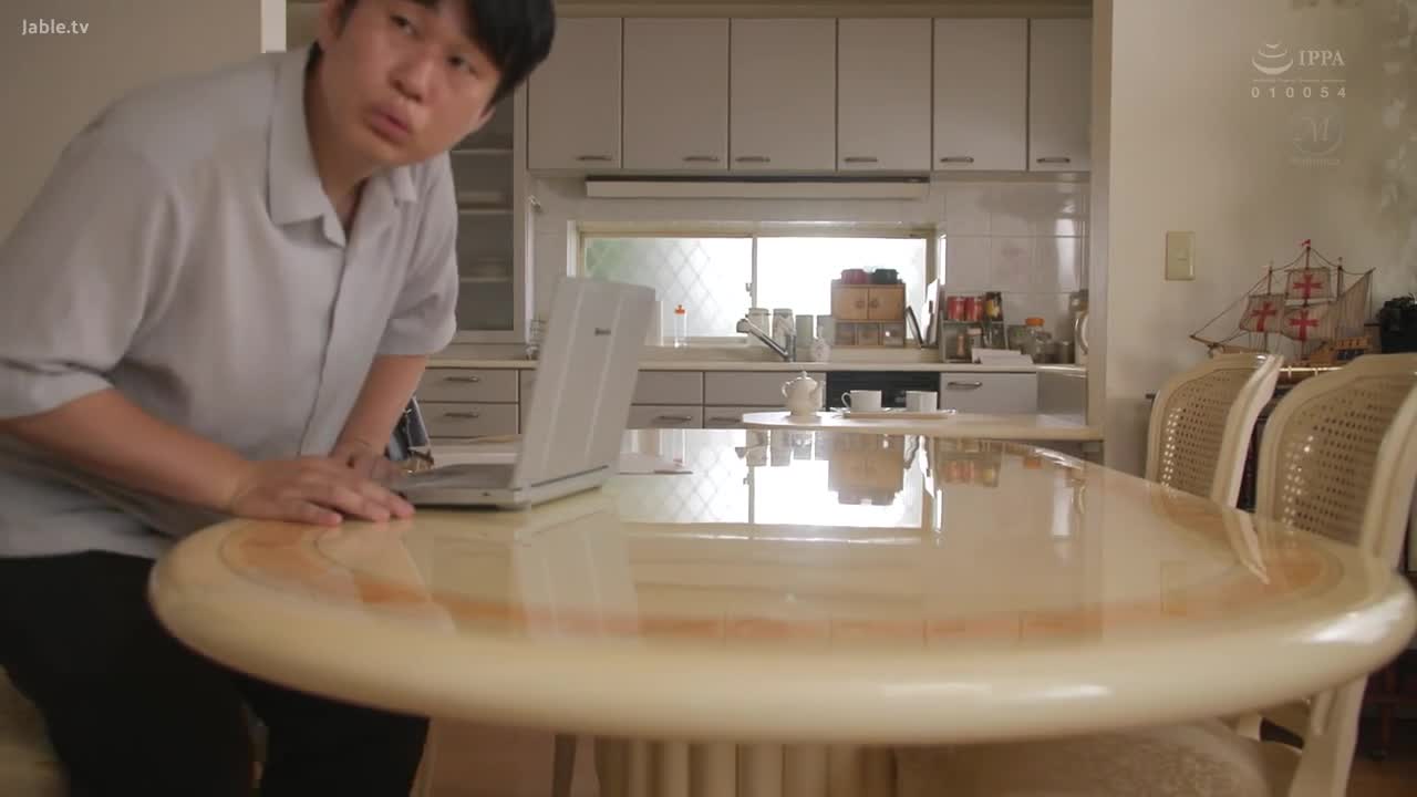JUQ-662 “绝对只有3公分……”让性欲旺盛的继父插入了一会儿，结果竟然是绝配……高潮了一遍又一遍再次。广濑由里 - 广瀬ゆり