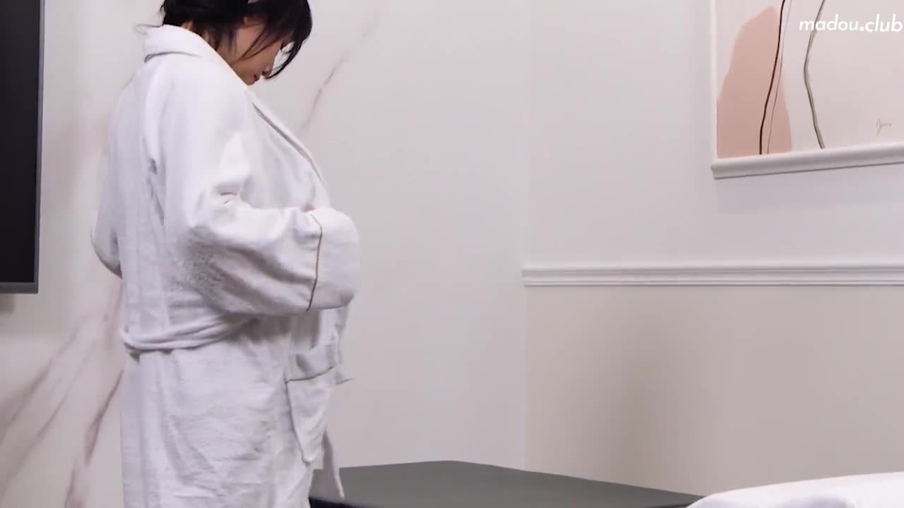 麻豆导演系列-无套抠穴舒压特约 我的性爱按摩师
