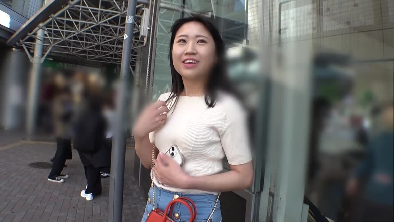 SIRO-5253 又肥又淫的面包师傅来了！请为我的性欲做点什么！好像很贪吃一样，盼盼盼盼！ ！最好吃的面包已经烤出来了
