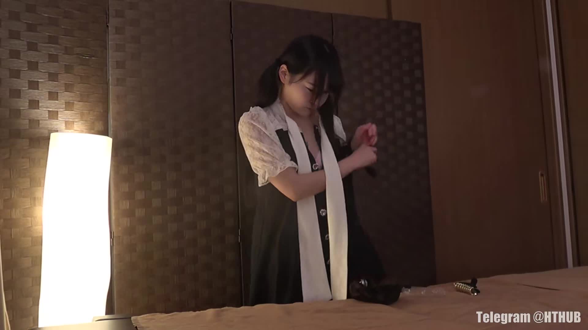嫩妹被按摩师强制中出