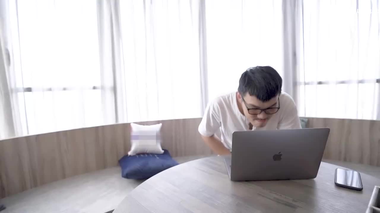 怒操快递员，要做爱才给五星好评